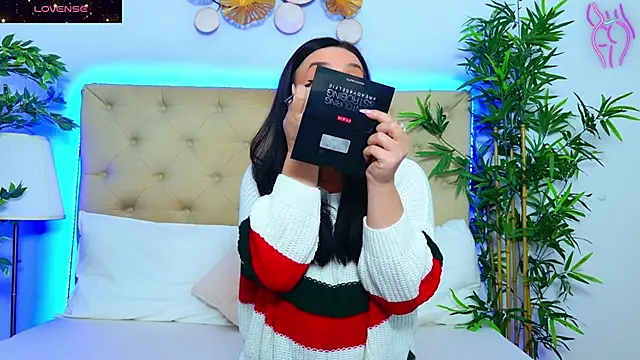 Snapshot of DaliyaArabian chatting on 12/02/25, 01:05 DaliyaArabian online show from 12/02/25, 01:05