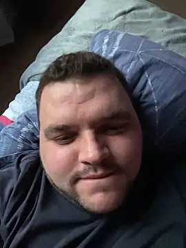 Snapshot of Mikey-HH chatting on 12/03/24, 04:50 Mikey-HH online show from 12/03/24, 04:50