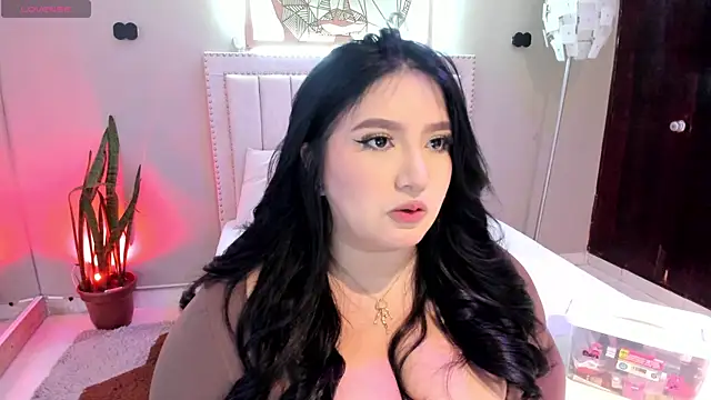  nina sweet online show from 11/11/25, 12:05