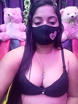 Snapshot of ella_mariya chatting on 11/25/25, 10:37 ella mariya online show from 11/25/25, 10:37