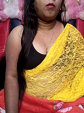 Snapshot of ella_mariya chatting on 01/16/26, 06:01 ella mariya online show from 01/16/26, 06:01