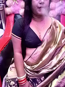 Snapshot of ella_mariya chatting on 02/04/26, 01:39 ella mariya online show from 02/04/26, 01:39