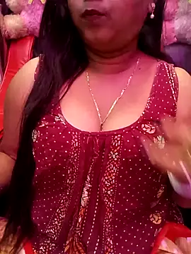 Snapshot of ella_mariya chatting on 02/07/26, 07:39 ella mariya online show from 02/07/26, 07:39