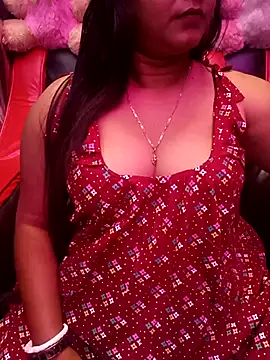 Snapshot of ella_mariya chatting on 02/22/26, 06:17 ella mariya online show from 02/22/26, 06:17