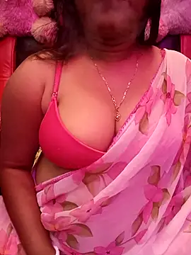 Snapshot of ella_mariya chatting on 02/28/26, 01:45 ella mariya online show from 02/28/26, 01:45