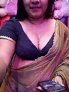 Snapshot of ella_mariya chatting on 03/01/26, 07:05 ella mariya online show from 03/01/26, 07:05