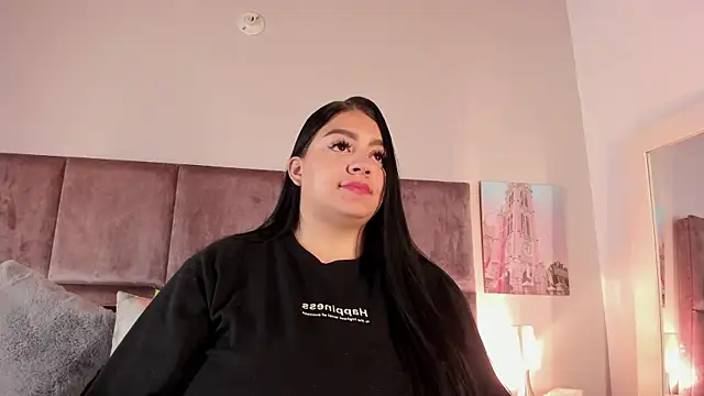 Snapshot of Salomesimos1 chatting on 03/17/25, 12:35 Salomesimos1 online show from 03/17/25, 12:35