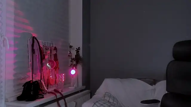 Snapshot of hype_meal_home chatting on 01/11/26, 07:30 hype meal home online show from 01/11/26, 07:30