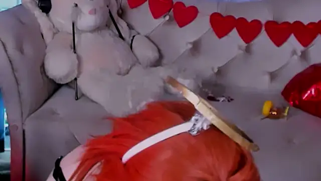 Alex Howell online show from 02/05/25, 03:34