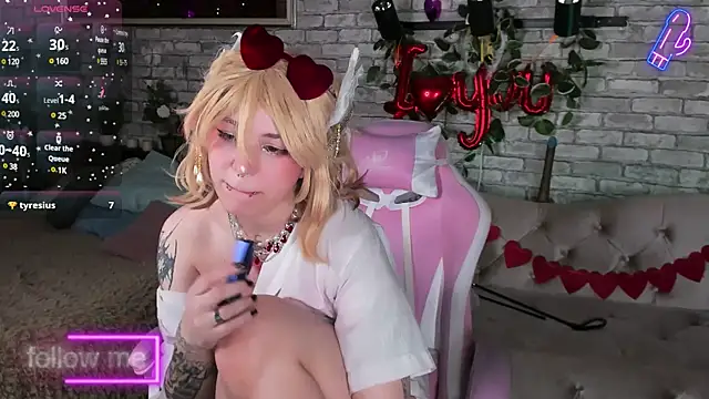 Alex Howell online show from 02/09/25, 02:49