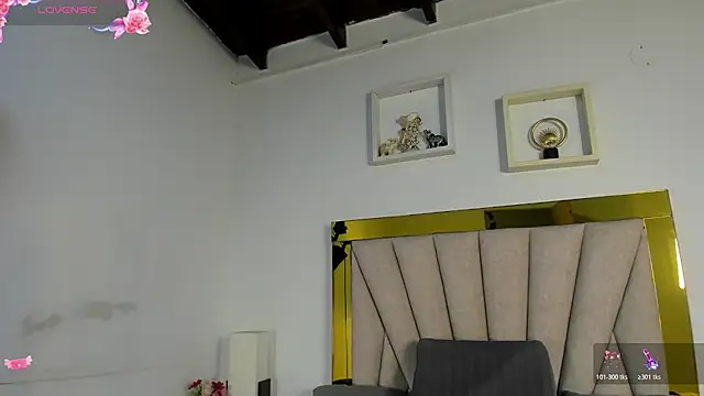 Snapshot of vahiolet_fuentes chatting on 02/27/26, 03:06 vahiolet fuentes online show from 02/27/26, 03:06