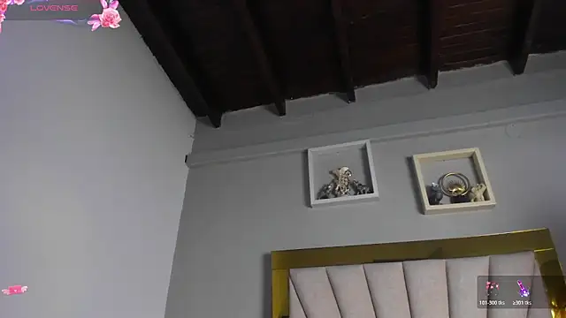 Snapshot of vahiolet_fuentes chatting on 05/09/26, 03:01 vahiolet fuentes online show from 05/09/26, 03:01