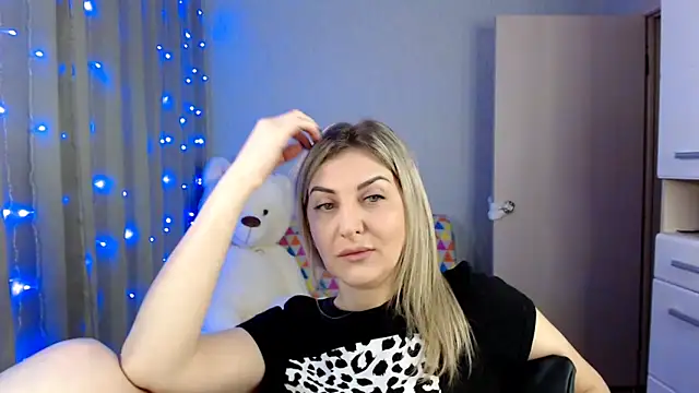 Amelia Harper online show from 01/10/25, 03:06