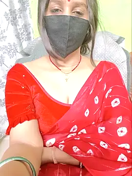 Snapshot of SVsexyCOUPAL chatting on 05/04/26, 06:15 SVsexyCOUPAL online show from 05/04/26, 06:15