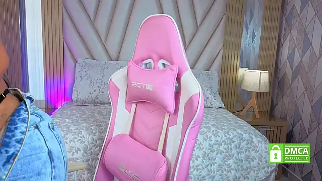 Miia harper  online show from 11/06/25, 11:44