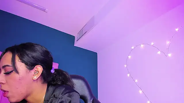 MavyStar online show from 12/17/24, 05:58