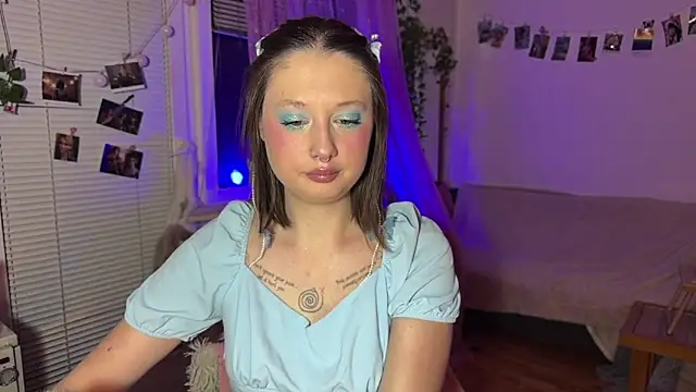 Jenny darling love online show from 05/04/26, 06:15