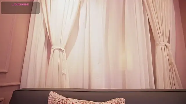 Sophia wilsonn  online show from 10/22/25, 11:32