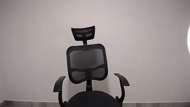 present the magic online show from 12/09/24, 05:40