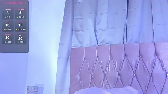 Snapshot of Ashley_piinkk_ chatting on 12/30/24, 07:15 Ashley piinkk  online show from 12/30/24, 07:15