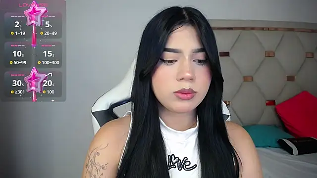 Snapshot of Ashley_piinkk_ chatting on 06/16/26, 03:53 Ashley piinkk online show from 06/16/26, 03:53