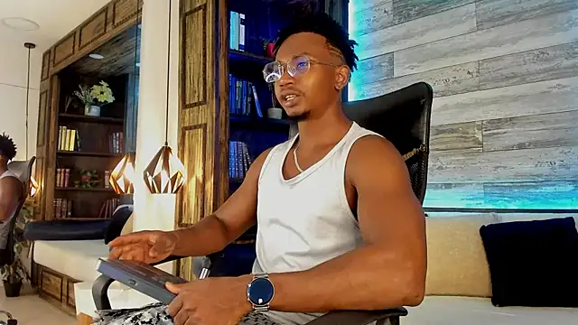 Snapshot of JamalMyst chatting on 09/30/25, 03:33 JamalMyst online show from 09/30/25, 03:33