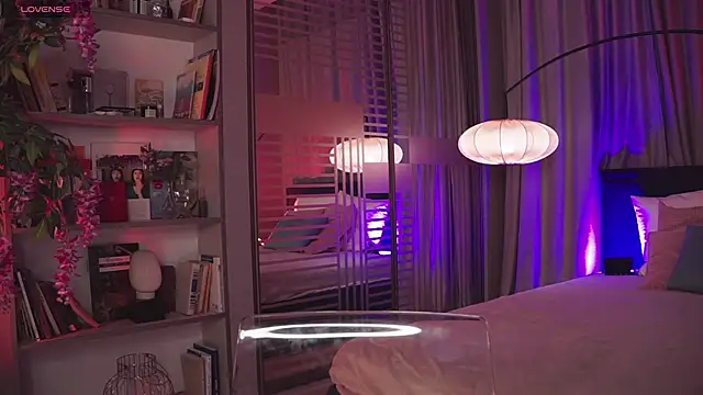 UmaTruewoman online show from 12/10/24, 12:27