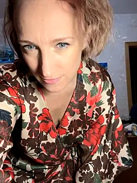 UmaTruewoman online show from 11/19/25, 04:12