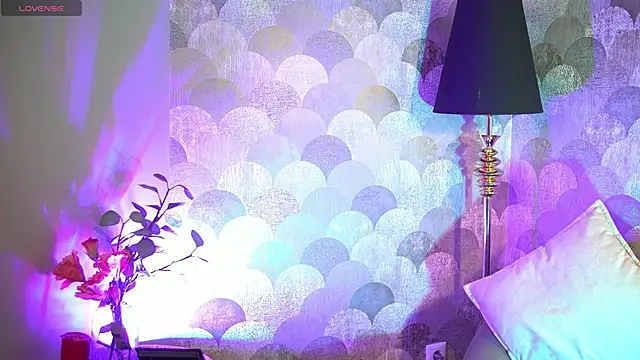 UmaTruewoman online show from 12/19/25, 06:09