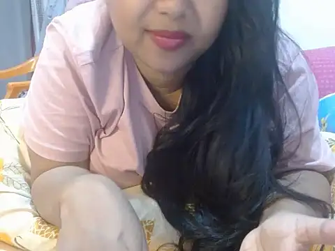 Snapshot of TASHa009 chatting on 02/03/25, 03:49 TASHa009 online show from 02/03/25, 03:49