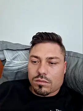 Snapshot of ionut_prince chatting on 05/24/26, 03:28 ionut prince online show from 05/24/26, 03:28
