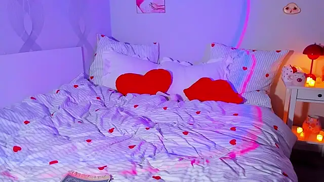 Snapshot of mirrorofsoul chatting on 11/20/25, 05:34 mirrorofsoul online show from 11/20/25, 05:34