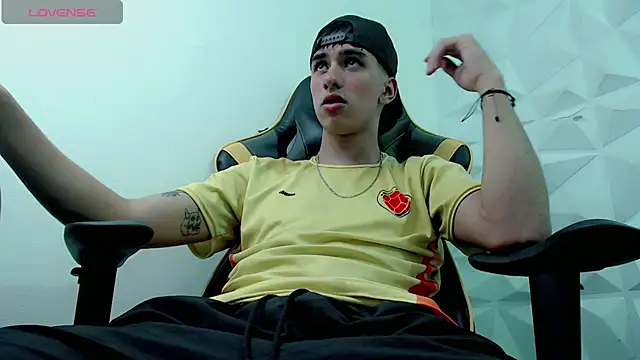 Jake tripp online show from 12/22/24, 09:33