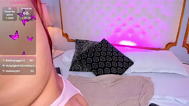 Paiige peach online show from 02/28/25, 02:20