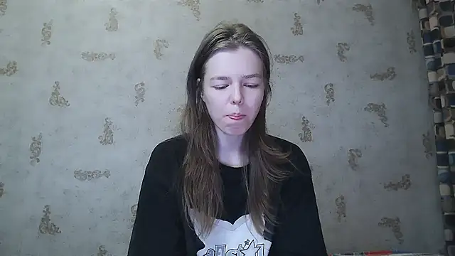 Snapshot of Tina_Tayllor chatting on 10/14/25, 05:25 Tina Tayllor online show from 10/14/25, 05:25