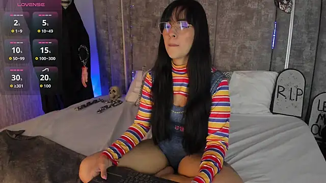 Susa1userma  online show from 10/25/25, 11:29