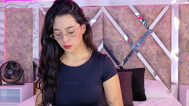 Susa1userma  online show from 05/29/26, 11:30