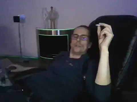 Snapshot of Minm666 chatting on 02/24/25, 11:41 Minm666 online show from 02/24/25, 11:41