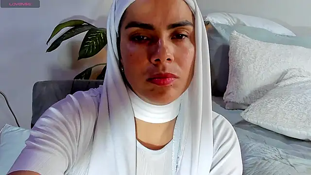 Snapshot of ClaraMariaMon chatting on 01/31/25, 05:53 ClaraMariaMon online show from 01/31/25, 05:53