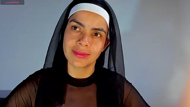 Snapshot of ClaraMariaMon chatting on 02/19/25, 09:36 ClaraMariaMon online show from 02/19/25, 09:36