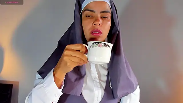 Snapshot of ClaraMariaMon chatting on 02/22/25, 03:25 ClaraMariaMon online show from 02/22/25, 03:25