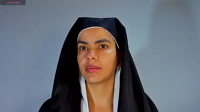 Snapshot of ClaraMariaMon chatting on 02/26/25, 01:52 ClaraMariaMon online show from 02/26/25, 01:52