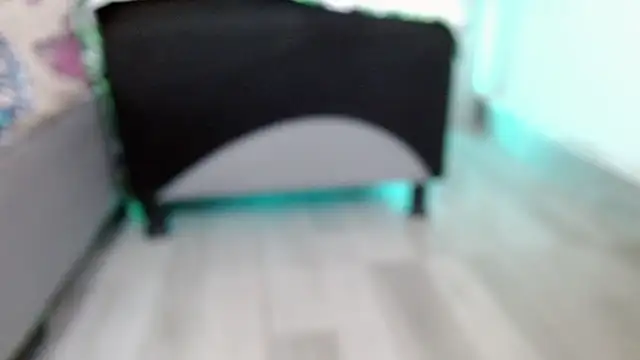 sara-bbc-dominant online show from 10/31/25, 08:43