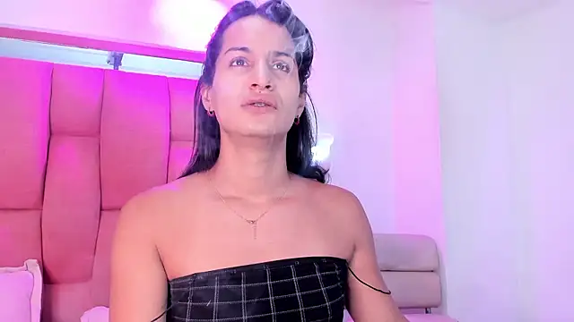 Snapshot of jennifer_ts chatting on 02/04/25, 03:15 jennifer ts online show from 02/04/25, 03:15