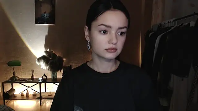 CuteRuby99 online show from 11/09/25, 04:27