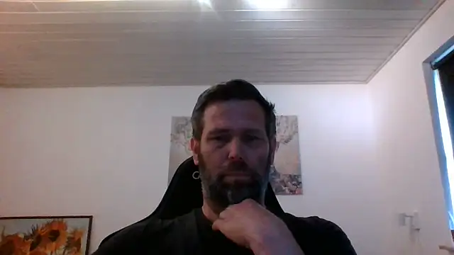 Snapshot of Gotta1 chatting on 07/02/26, 12:44 Gotta1 online show from 07/02/26, 12:44