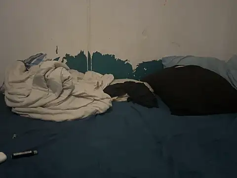 cloudy switch online show from 11/30/25, 06:28