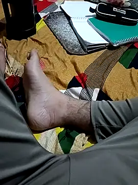 Snapshot of Naresh00766 chatting on 12/20/25, 02:46 Naresh00766 online show from 12/20/25, 02:46