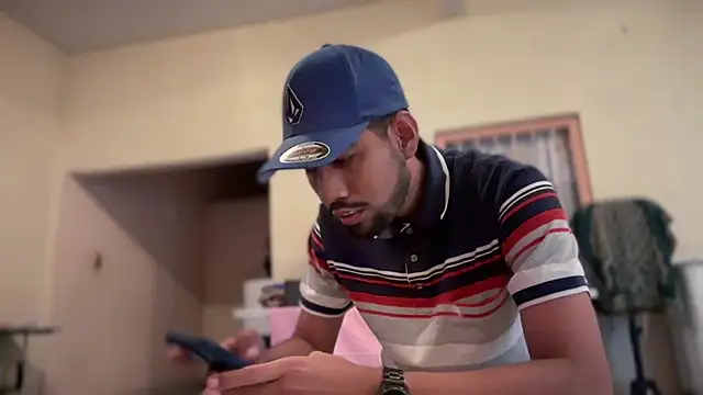 EnriquePersian197 online show from 01/21/25, 07:28