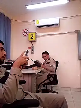 EnriquePersian197 online show from 01/27/25, 06:09